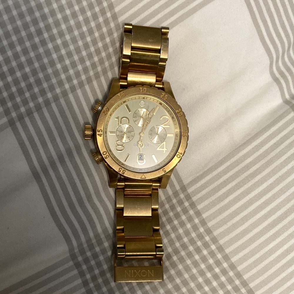 Nixon 51-50 chrono gold watch